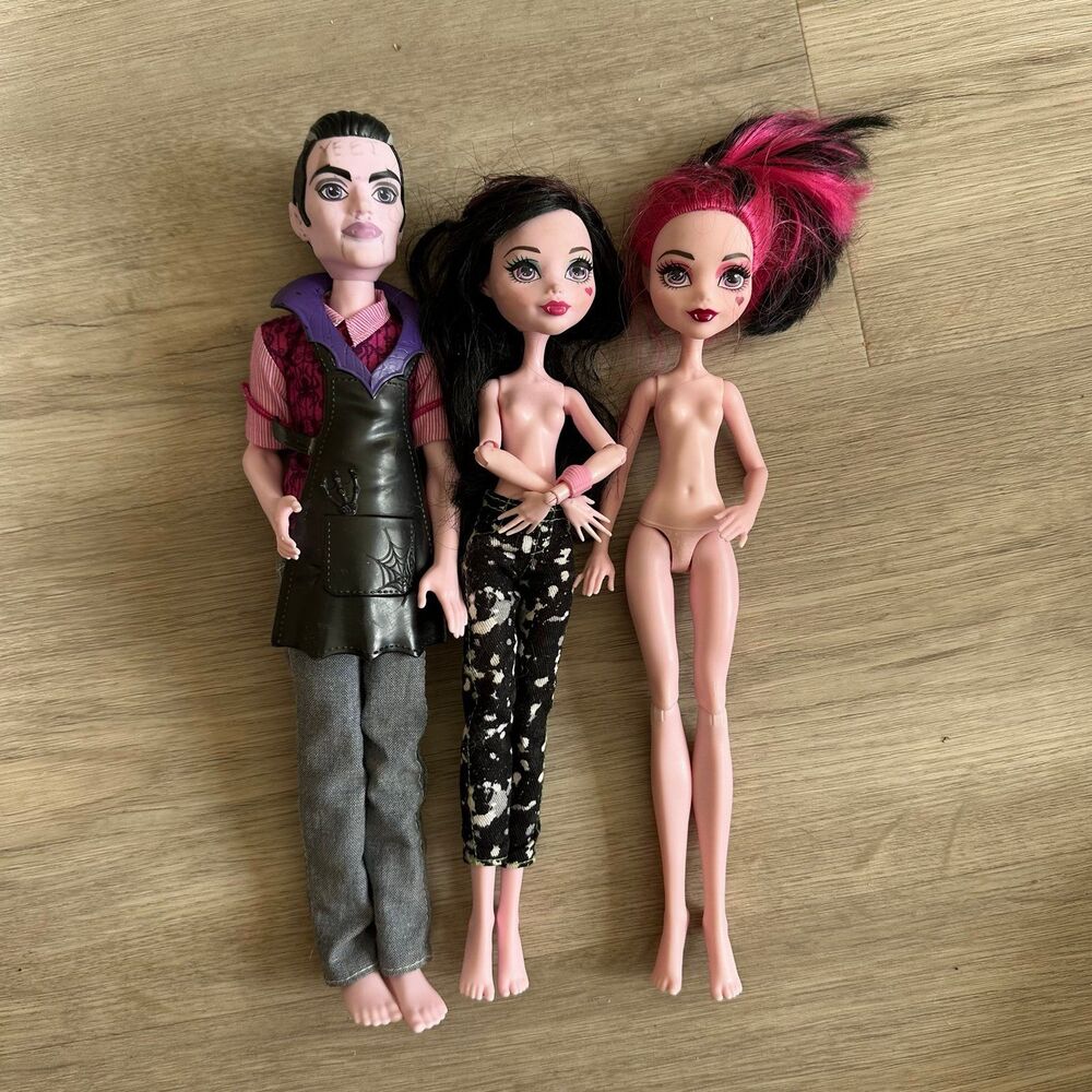 Monster High Dolls Lot - Count Dracula Dad of Draculaura & 2 Draculaura Dolls